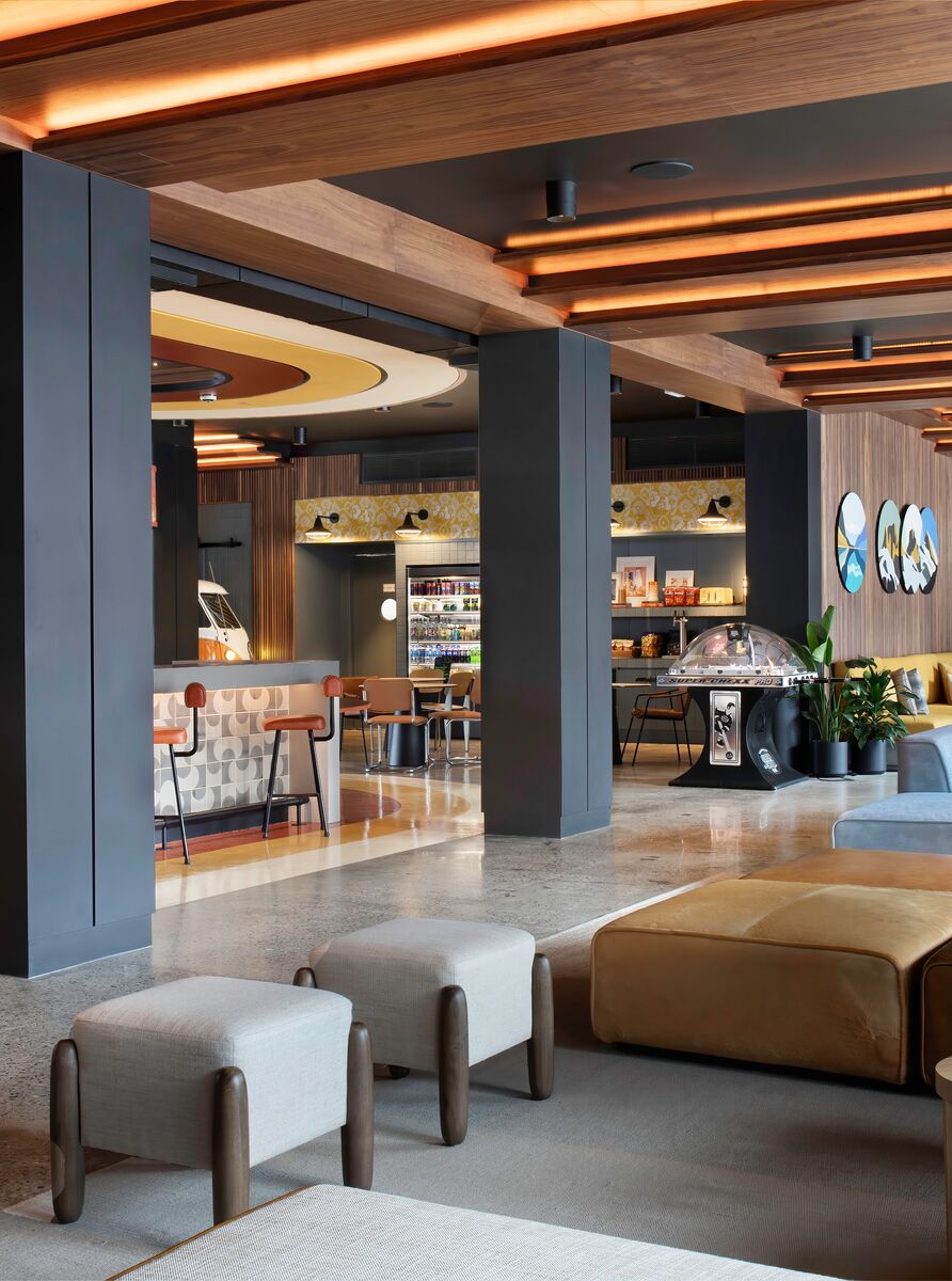 Moxy Banff